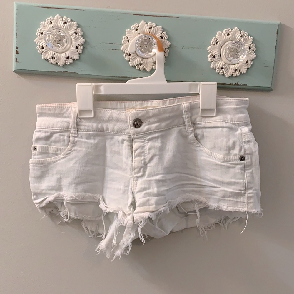 White Jean shorts, shorties. Size 40, by Melville.
